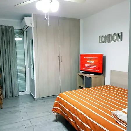 Aguila Sea View Apartment